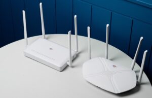 thiet bi khi dang ky goi cuoc lux fpt